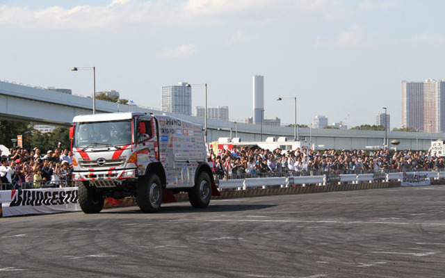日野レンジャー ダカールラリー参戦車
