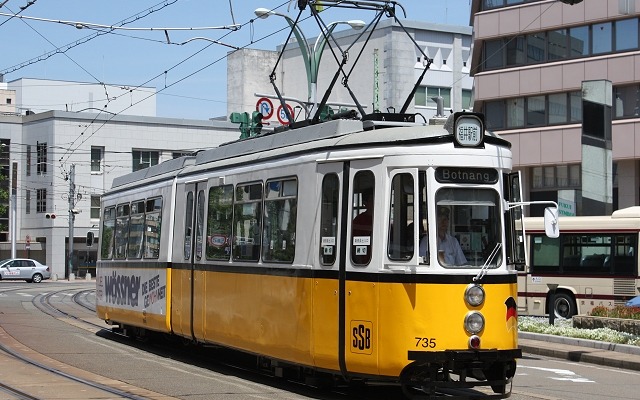 福井鉄道のドイツ製イベント車「レトラム」。故障のため運行を中止していたが、10月4日から再開する。