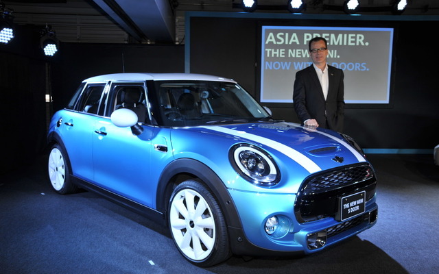 MINI ハッチバック 5ドア