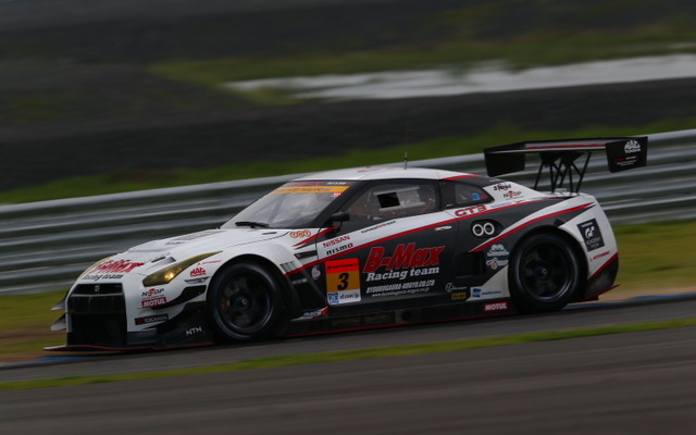 GT300クラスを制した#3 GT-R。