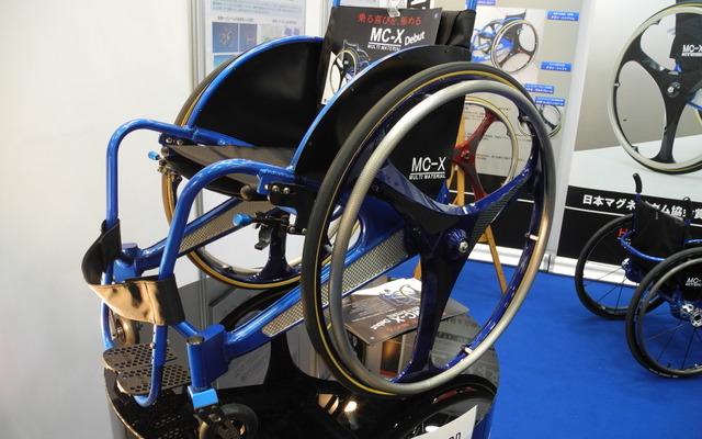 橋本エンジニアリングの次世代ホイールチェアー「MC-X」