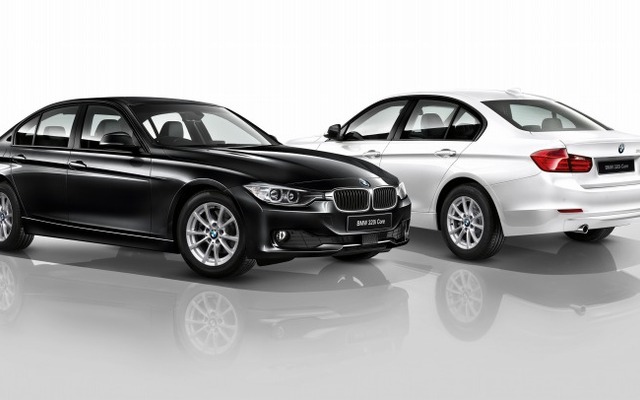 BMW・320i SE/320iツーリングSE
