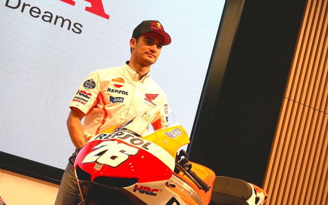 愛機のRC213Vとダニ・ペドロサ選手