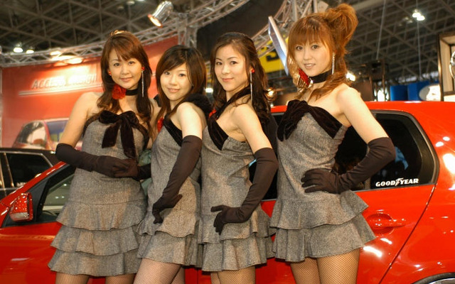 【東京オートサロン06】コンパニオン写真蔵…その2