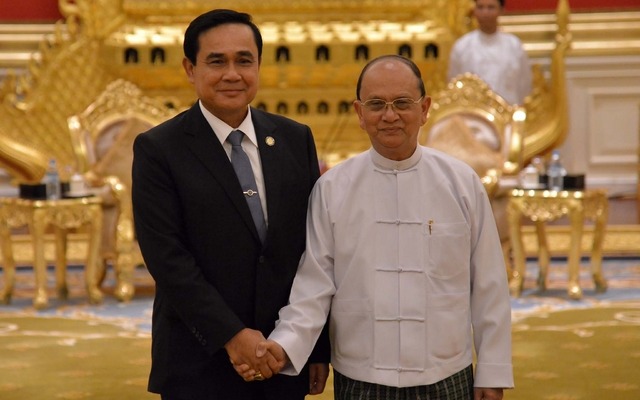 プラユット首相（左）とテイン・セイン大統領