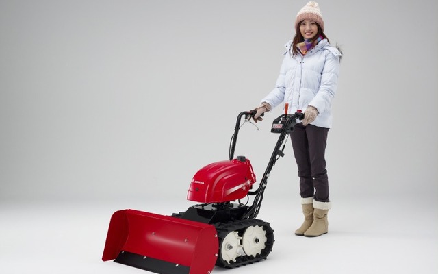 ホンダ・ユキオスSB800（ブレード指揮除雪機）