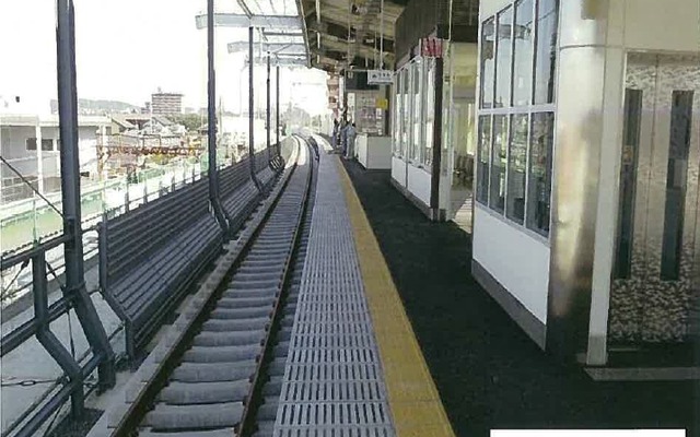川原町駅の下り線高架ホーム。10月25日から使用を開始する。