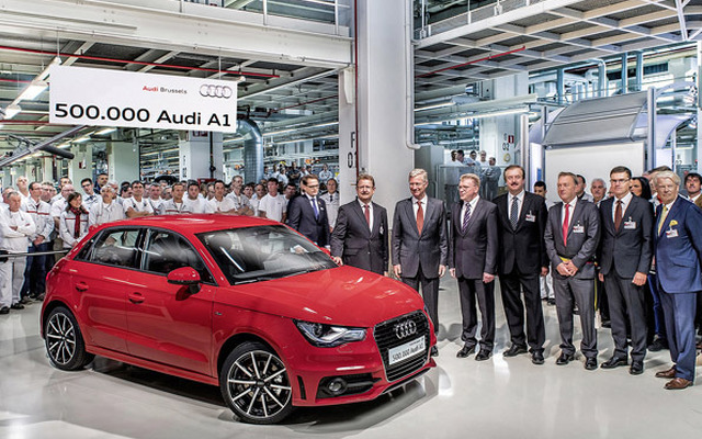 ベルギーのブリュッセル工場における累計生産台数が50万台に到達したアウディA1