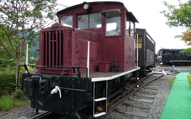 加悦SL広場で保存されているDB201ディーゼル機関車。周年祭で運転される再現列車のけん引機となる。