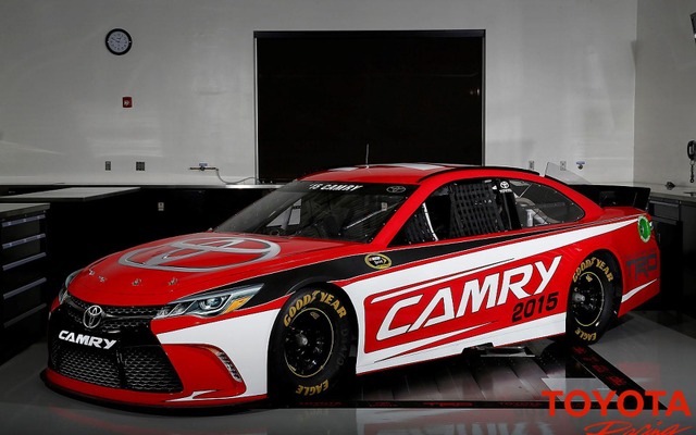 トヨタ カムリの2015年型NASCARマシン