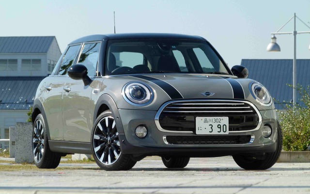 MINI クーパー5ドア