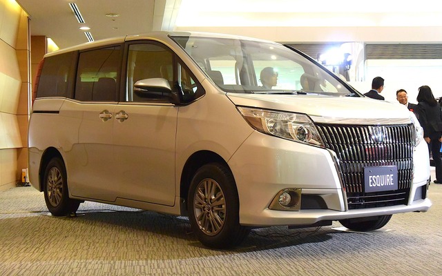 トヨタ エスクァイア