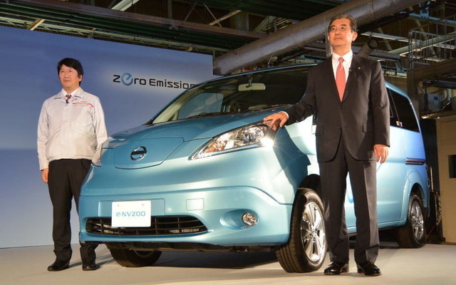 日産自動車 e-NV200 出荷式