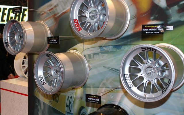 【東京オートサロン06】写真蔵…BBS
