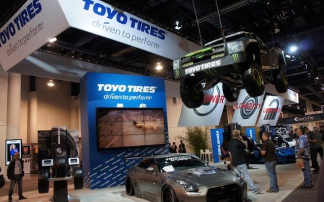 トーヨータイヤ・ブース風景（2013年）