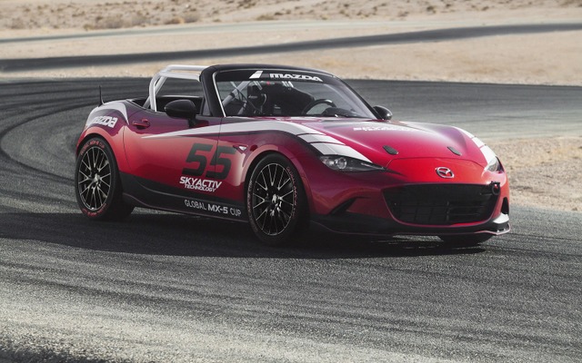 新型マツダロードスターの「グローバルMX-5カップ」参戦マシン