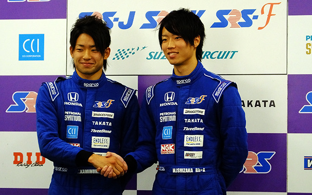 ホンダの育成ドライバーとなった上村優太選手（左）、石坂瑞基選手
