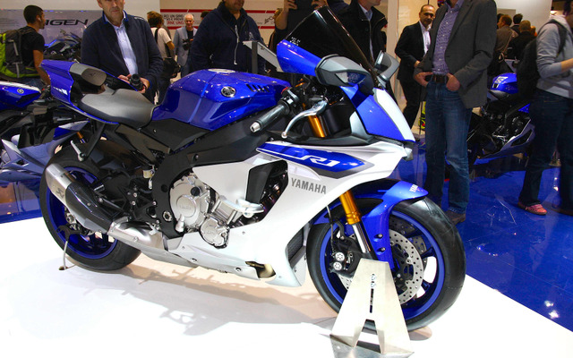 ヤマハ YZF-R1 新型