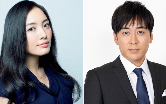「第56回輝く！日本レコード大賞」で総合司会を務める。仲間由紀恵＆安住紳一郎（TBSアナウンサー）／(C) TBS