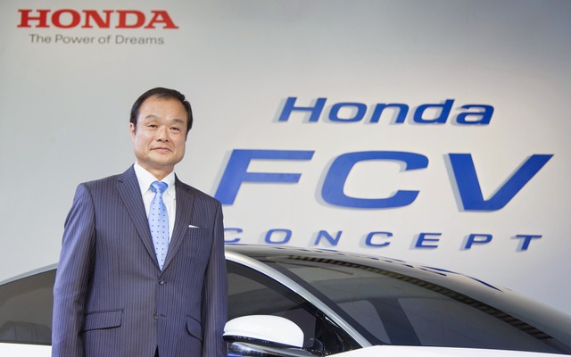 ホンダ FCV コンセプトと伊東孝紳社長