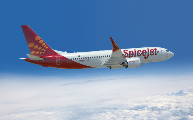 スパイスジェット737 MAX 8