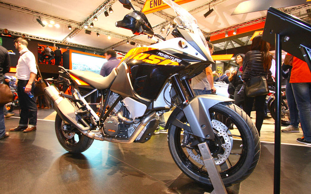 KTM 1050アドベンチャー（ミラノショー14）