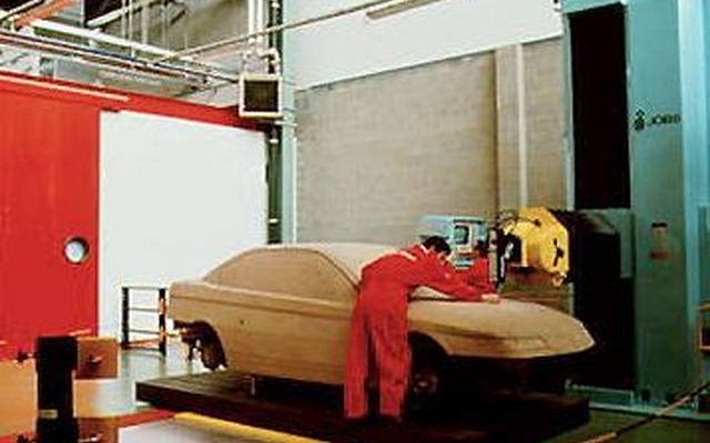 【トリノモーターショー出品車】V8アルファがいよいよデビューか?