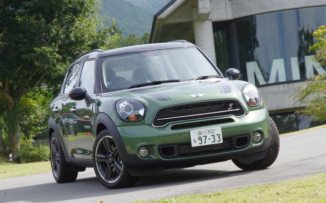 MINI クロスオーバーSD