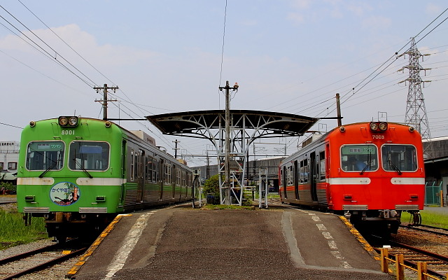 会場となる岳南江尾駅。