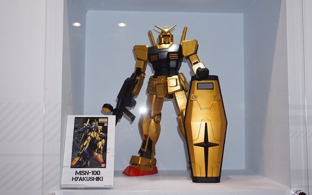 【G-STAR 2014】ガンダムをグフやユニコーン風にアレンジ！「RX-78-2」が36体立ち並ぶガンプラコーナーが熱い