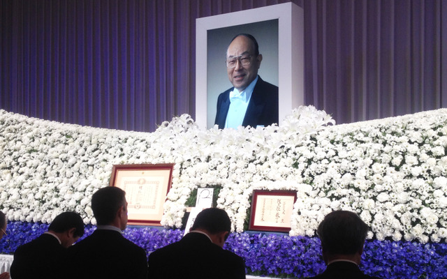 日産自動車の社長・会長を務めた久米豊さんのお別れの会が11月25日、都内のホテルで開かれた。
