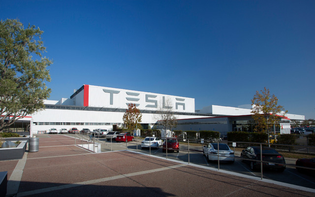 テスラモーターズの米国カリフォルニア州フリーモント工場