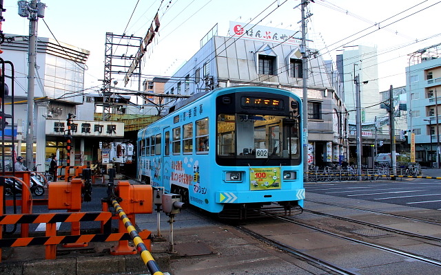 阪堺電軌は消費税率引上げに対応した運賃改定を申請した。来年2月に実施する予定。