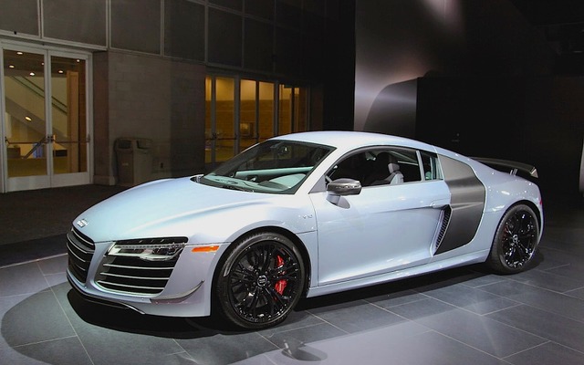 アウディ R8コンペティション（ロサンゼルスモーターショー14）