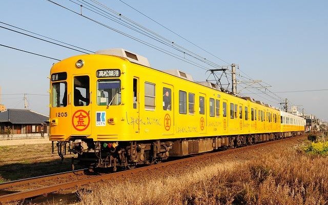 ことでんの1200形。来年元日の未明に運転される臨時列車で使用される。
