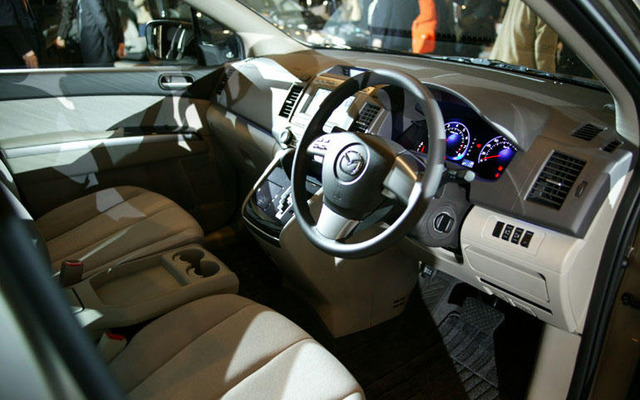 【マツダ MPV 新型発表】大人のスポーティネス