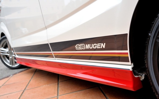 ホンダ N-BOX スラッシュ 無限パーツ装着車