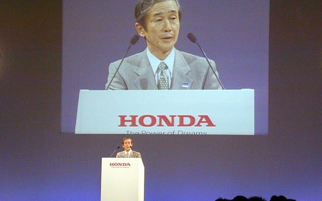 【新型ホンダ『ステップワゴン』出た!】2代目はなんと6輪だよ
