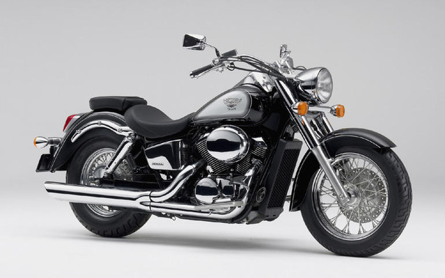 ホンダ、シャドウ400／750のカラーリングを変更