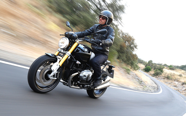 BMW R nineT
