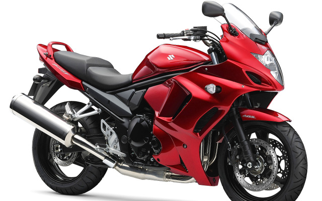 スズキ バンディット1250F ABS（キャンディダーリングレッド）