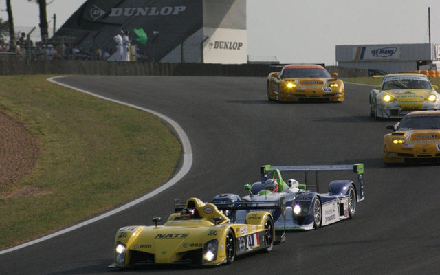 【ルマン06】2400時間分楽しめるツアー…寺田選手を応援