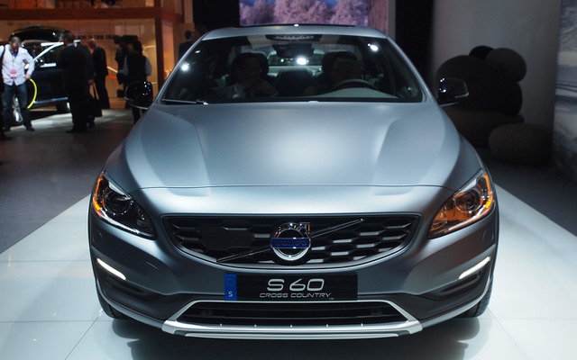 ボルボ S60 クロスカントリー（デトロイトモーターショー15）