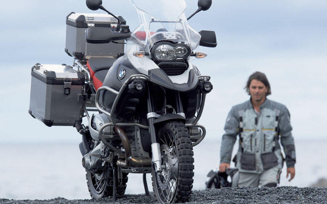 世界一周がすぐできる最強の旅バイク日本公開