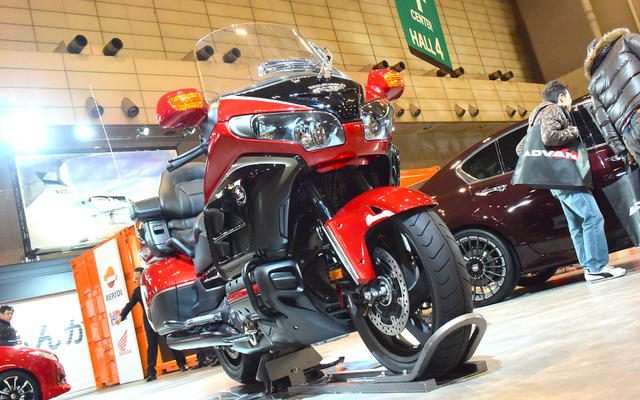 ホンダ ゴールドウイングSE（東京オートサロン15）