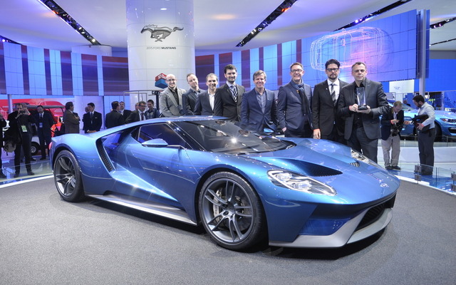 市販車の最優秀デザイン賞を受賞した新型フォードGT（デトロイトモーターショー15）