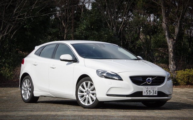 ボルボ V40 2015年モデル