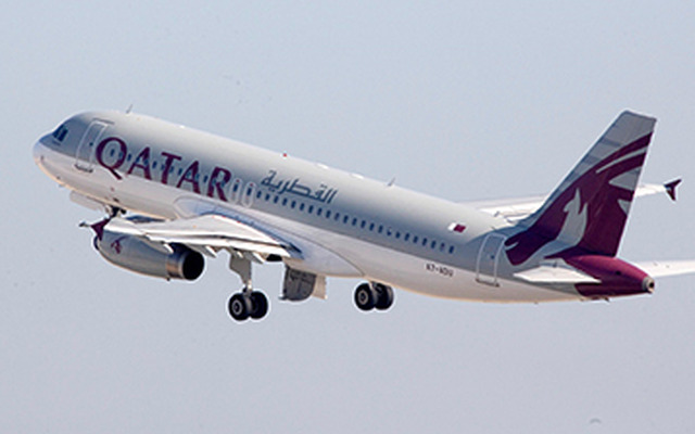 カタール航空のエアバスA320型機