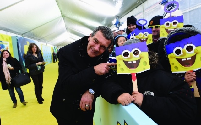 (c) 2014 PARAMOUNT PICTURES AND VIACOM INTERNATIONAL INC.ALL RIGTHS RESERVED SPONGEBOB SQUAREPANTS IS THE TRADEMARK OF VIACOM INTERNATIONALINC.(c) 2014 PARAMOUNT PICTURES AND VIACOM INTERNATIONAL INC.ALL RIGTHS RESERVED SPONGEBOB SQUAREPANTS IS THE TRADEMARK OF VIACOM INTERNATIONALINC.