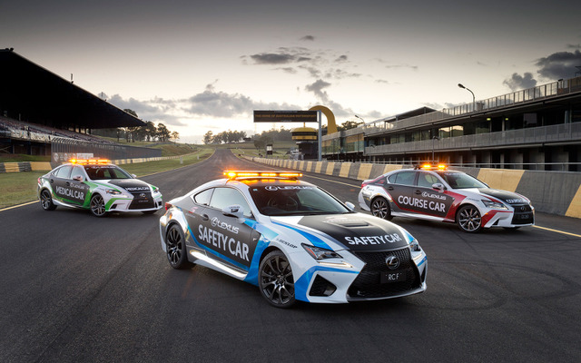 レクサス RC F のセーフティカー